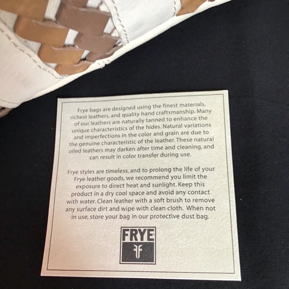 FRYE Cream leather hobo bag woven leather detail - Picture 8 of 8